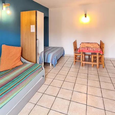 Confortable à Avec Terrasse Et Jardin – 20 M² Appartamento